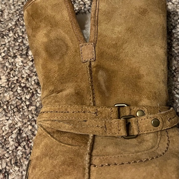 Ugg boots - Picture 9 of 9